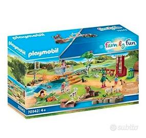 PLAYMOBIL Family Fun 70342, Lo Zoo dei Piccoli