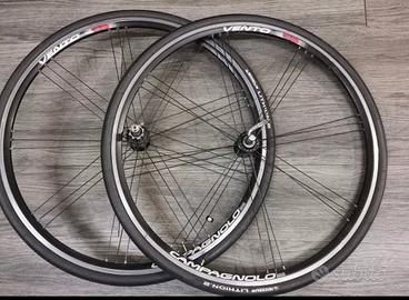 coppia Ruote Campagnolo vento 