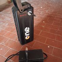 Batteria bicicletta elettrica con caricatore