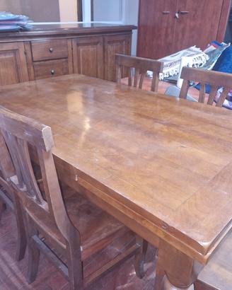 tavolo allungabile e sedie in legno massello 