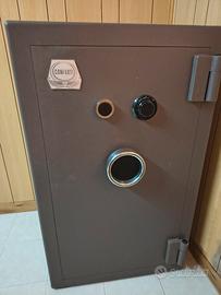 Cassaforte professionale Conforti usata