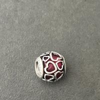 Charm Pandora Apri il tuo cuore rosso ciliegia