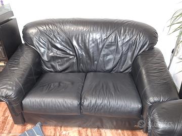 divano pelle nera