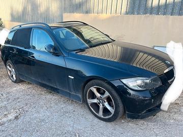 ACCESSORI/RICAMBI BMW 320D ANNO 2006