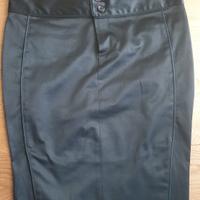 Gonna al ginocchio Nera