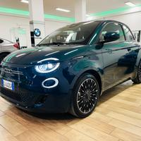 Fiat 500e Icon - Pack style Ocean Blue Metallic