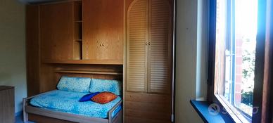 Mobile cameretta con letto e materasso