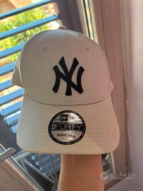 Cappello new era