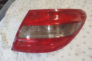 FANALE POSTERIORE DESTRO MERCEDES C200 W204 ORIGIN