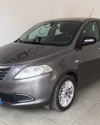 LANCIA Ypsilon 1.2 - *NEOPATENTATI*