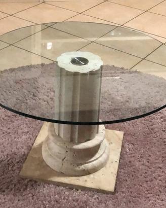 Tavolino con base capitello in pietra