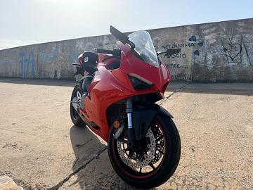 Panigale V2