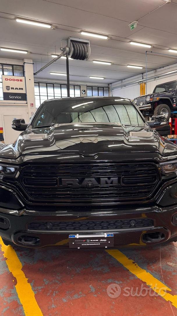 Dodge Ram 1500 2022 photo 2