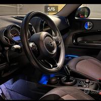 Mini cooper Countryman SUV Baker Street