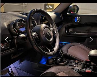 Mini cooper Countryman SUV Baker Street