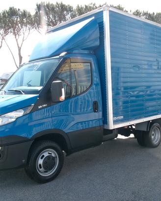 Iveco Daily 35C13 2.3 130CV E5 FURGONE LEGA DA 3.8