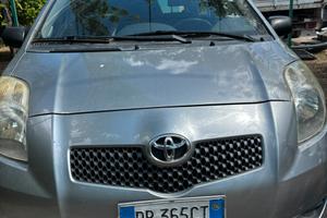 Toyota yaris 2006