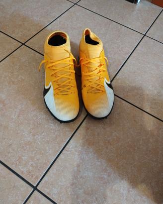 Scarpe da calcetto n.42