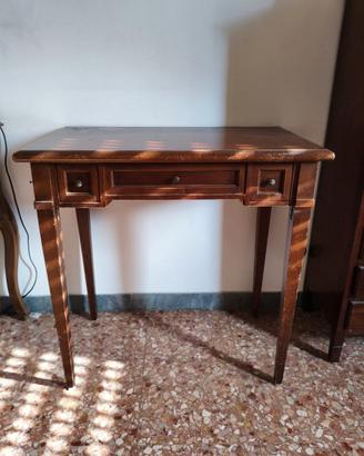 Scrittoio con 3 cassetti in legno scuro