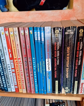 Lotto 25 Fumetti Nathan Never e Universo Alfa