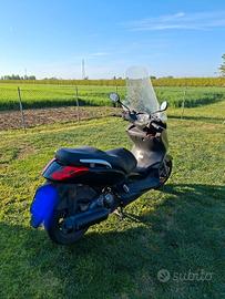 scooter  Yamaha 