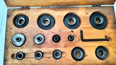 attrezzatura per officina meccanica auto