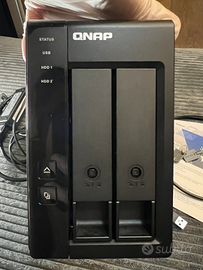 NAS QNAP USB-C TR-002 con 2 dischi da 3tb - NUOVO!