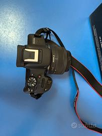 Canon EOS R50 + obiettivo kit
