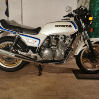 Honda 750 boldor