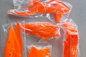 PLASTICHE KTM 2020-2023 ENDURO ARANCIO FLUO