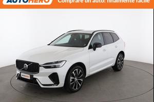 VOLVO XC60 B5 (d) AWD automatico Ultimate Dark