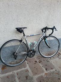 Bici da corsa Bianchi mod. Nirone