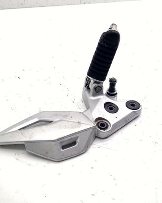 SUZUKI GSR L1 750 PEDANA ANTERIORE SINISTRA E SUPP