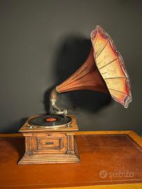 Grammofono " Voce del Padrone "