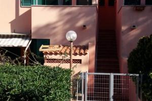 APPARTAMENTO a torre dell'orso