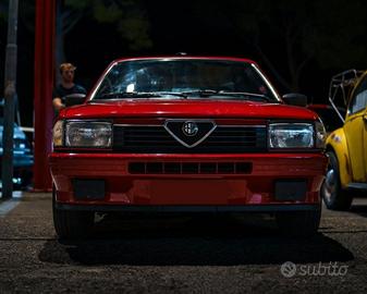 Alfa Romeo 33 1.7 Quadrifoglio Verde carburatori.