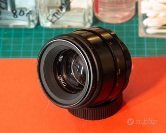 Obiettivo sovietico MMZ Helios 44-2 58mm f/2