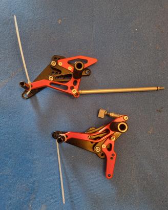 pedane arretrate raptor1000