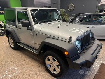Jeep Wrangler 2.8 CRD DPF HARD TOP CORTA