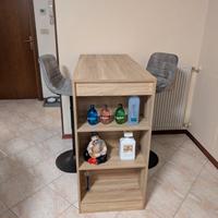 tavolo da bar alto con sgabelli 