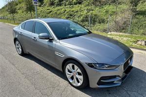 Jaguar XE 2.0 D 180 CV aut. S