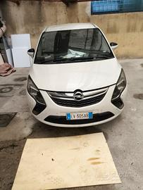 Opel Zafira tourer 1.6 turbo metano DA RIPARARE