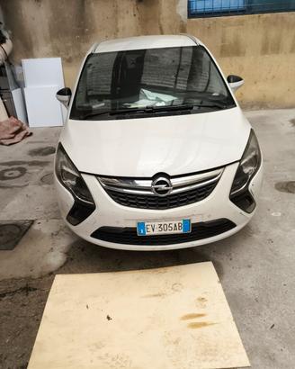 Opel Zafira tourer 1.6 turbo metano DA RIPARARE