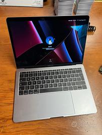 MacBook Pro 13” 2017 i5 8GB – 256GB SSD – Retina