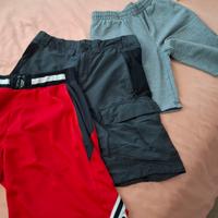3 pantaloni corti marca Decathlon ragazzo. 