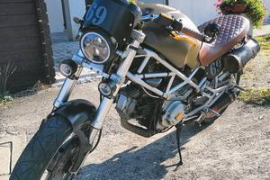 DUCATI MONSTER 600 CAFE RACE