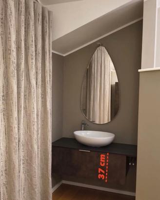 Mobile e lavabo da bagno