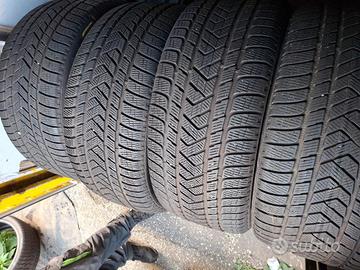 Pneumatici 305/40/22 275/45/22