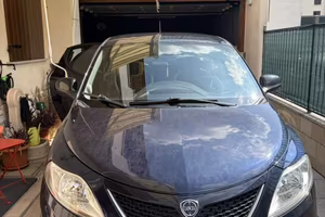 Lancia Ypsilon opening edition
