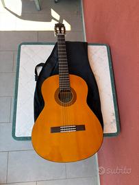 Yamaha C40 – Chitarra classica + custodia